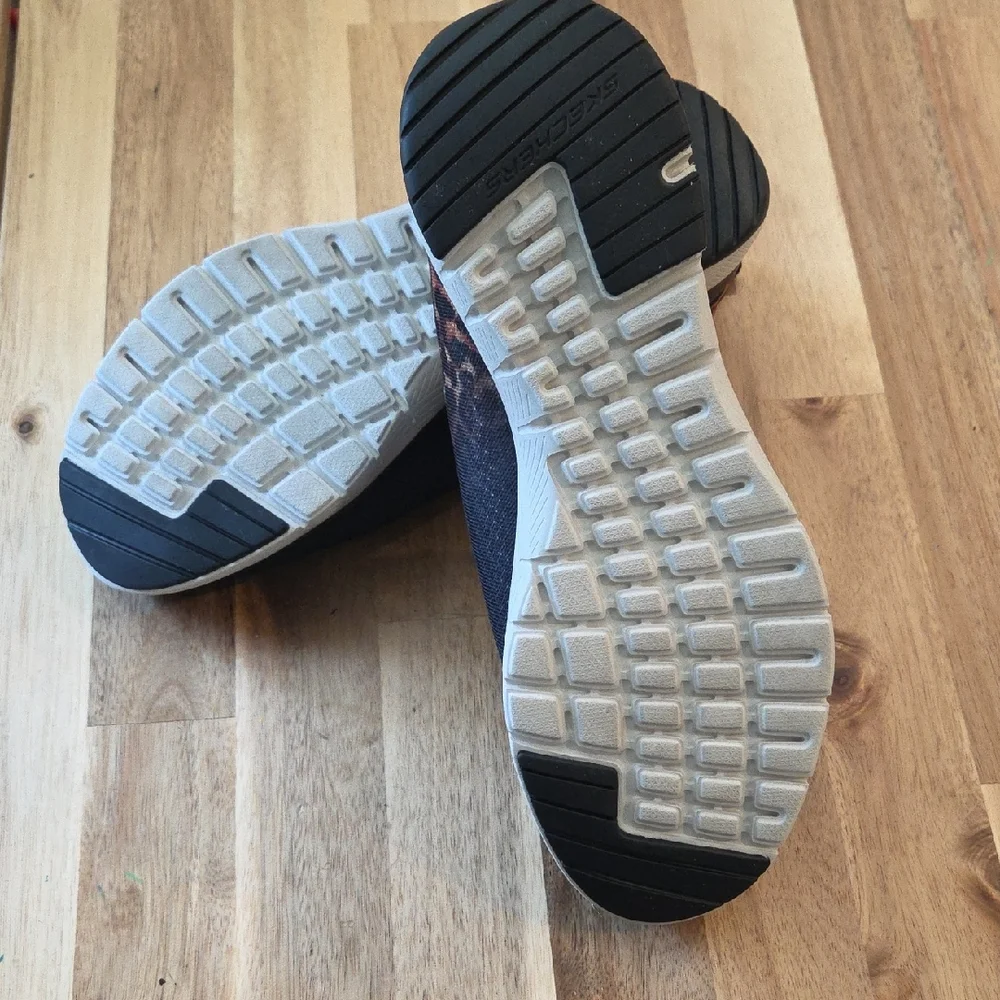 Skechers Women's Black and Animal Print Sneakers - Picture 5 of 5